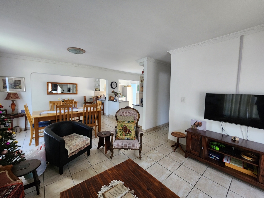 3 Bedroom Property for Sale in Devon Park Western Cape